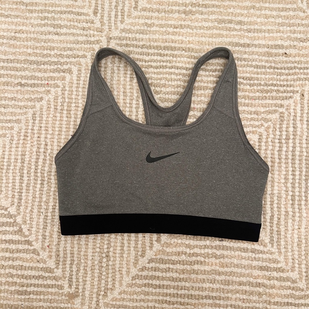 Nike Women's Swoosh Medium Support Sports Bra
